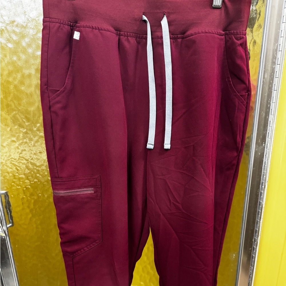 Figs high waisted Zamora jogger scrub pant